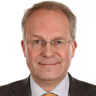 Porträt Prof. Dr. Hermann Wentker